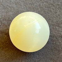 Balls Plastic 5.5cm - Pale Lemon